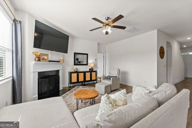915 Graham Campbell Lane, Statham, GA 30666
