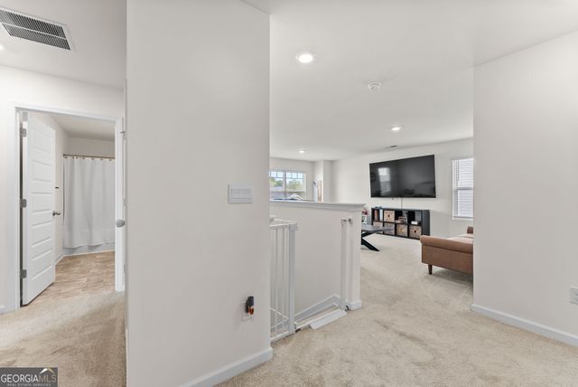 915 Graham Campbell Lane, Statham, GA 30666