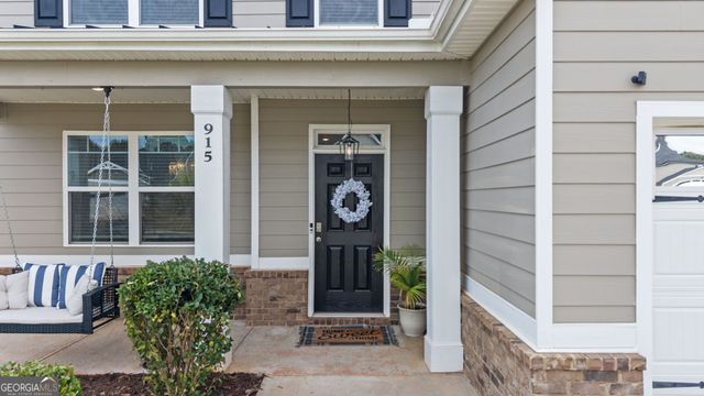 915 Graham Campbell Lane, Statham, GA 30666