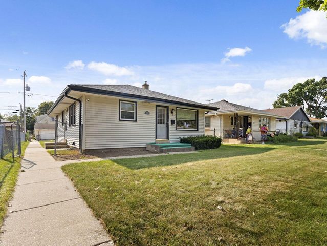 5761 N 96th STREET, Milwaukee, WI 53225