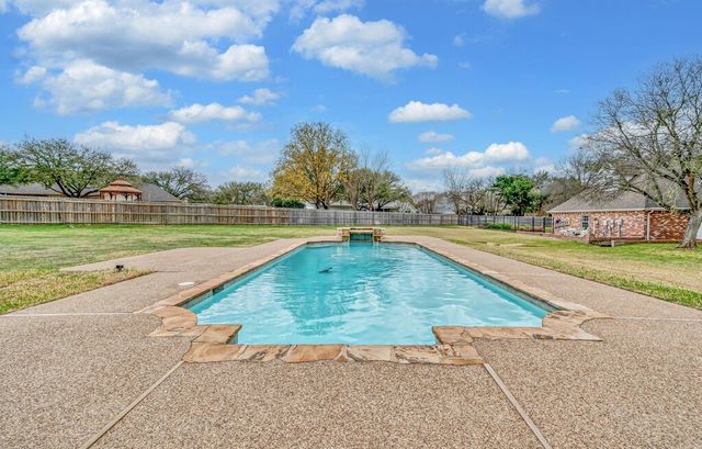 3111 Rockbridge Road, Waco, TX 76657