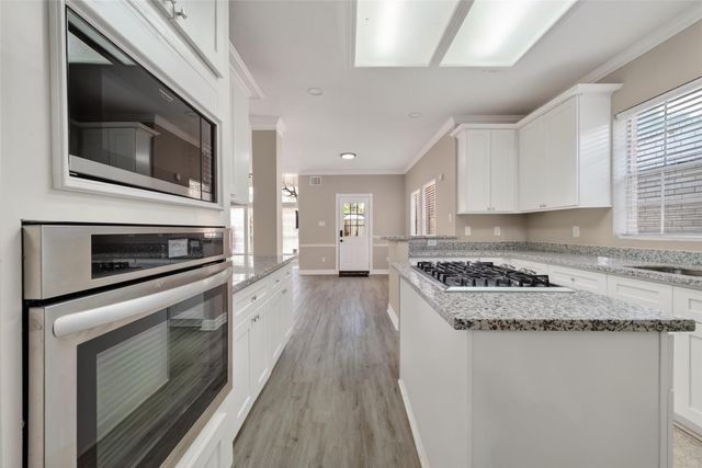 13815 Muirfield Village Drive, Houston, TX 77069