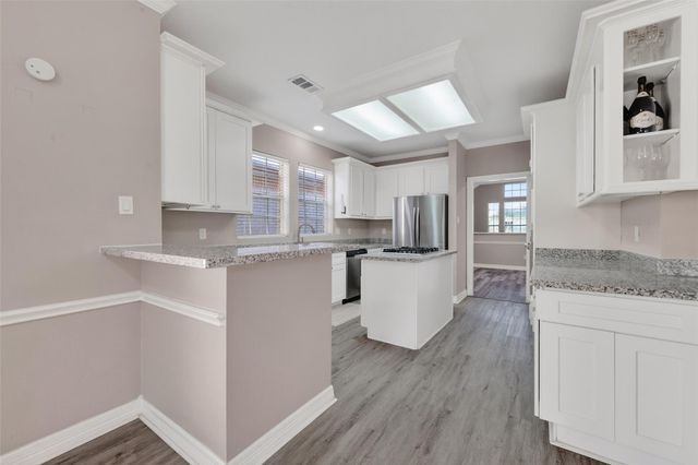 13815 Muirfield Village Drive, Houston, TX 77069