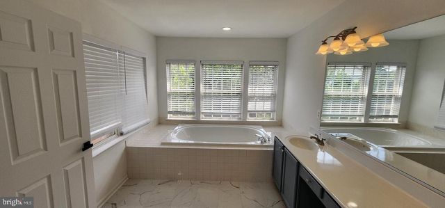 21095 ALBERTA TER, Sterling, VA 20166