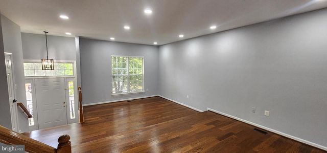 21095 ALBERTA TER, Sterling, VA 20166