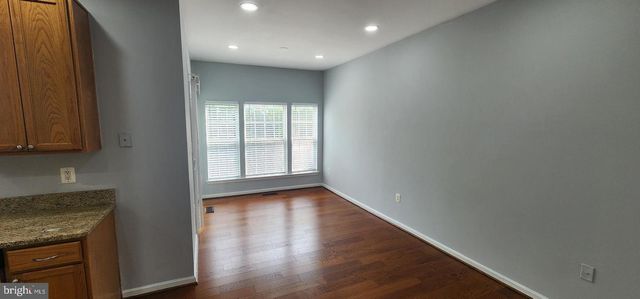 21095 ALBERTA TER, Sterling, VA 20166