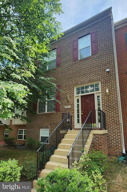 21095 ALBERTA TER, Sterling, VA 20166