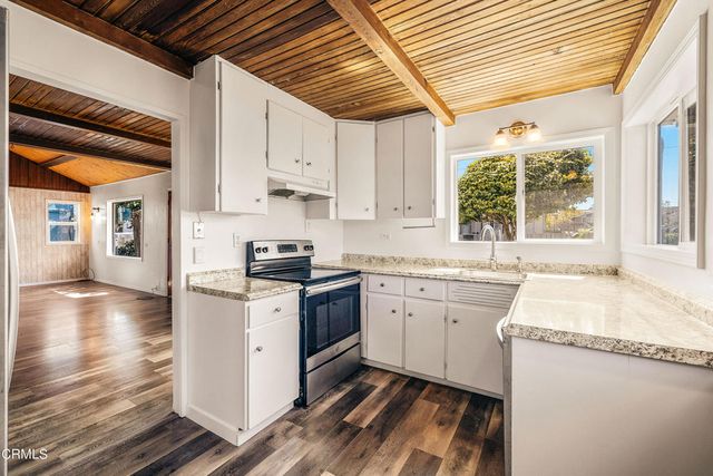 459 S Mcpherson Street, Fort Bragg, CA 95437