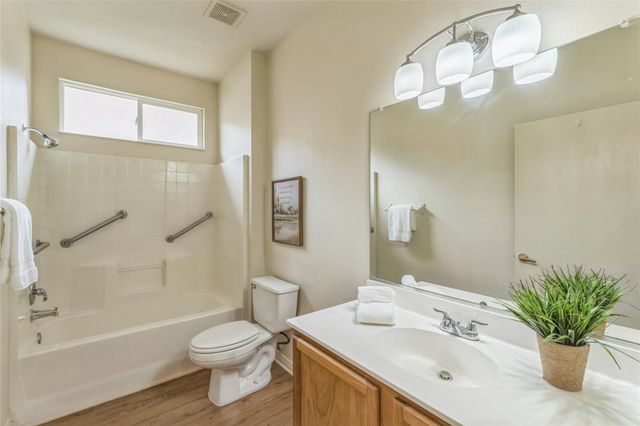 518 Texas DR, Georgetown, TX 78633
