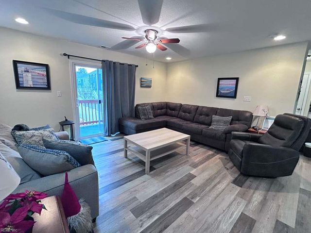 9573 6th Bay ST, Norfolk, VA 23518