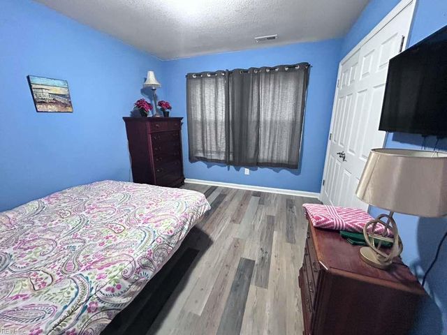 9573 6th Bay ST, Norfolk, VA 23518