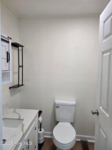 75 Pineland Woods Drive, Whiteville, NC 28472