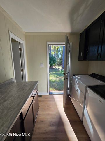 75 Pineland Woods Drive, Whiteville, NC 28472