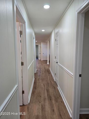 75 Pineland Woods Drive, Whiteville, NC 28472