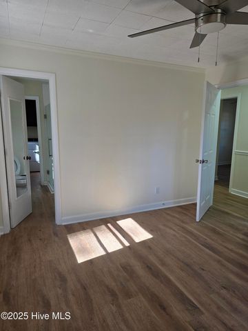 75 Pineland Woods Drive, Whiteville, NC 28472