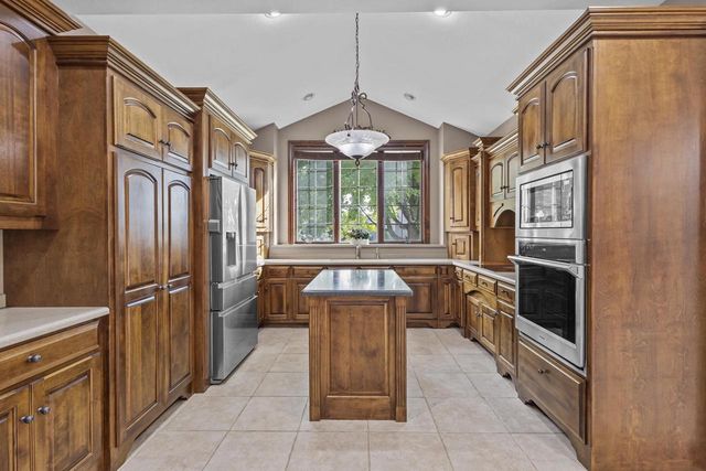 4354 HILTON HEAD DRIVE, Oneida, WI 54155