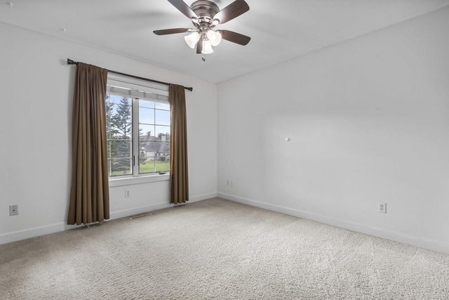 4354 HILTON HEAD DRIVE, Oneida, WI 54155