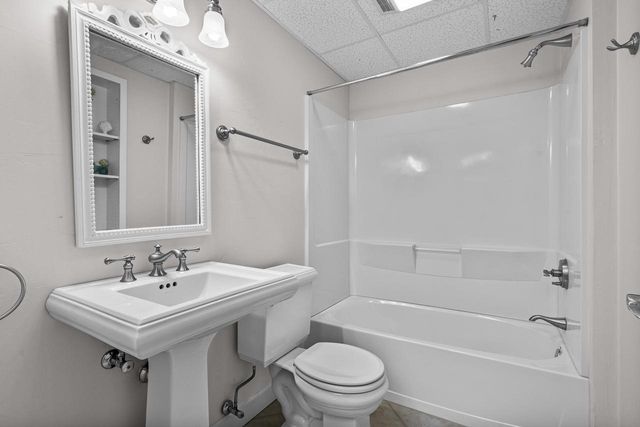 4354 HILTON HEAD DRIVE, Oneida, WI 54155