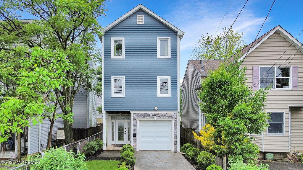 103 Carr Avenue, Keansburg, NJ 07734