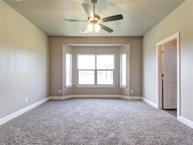 8681 Oak Tree Circle, Edmond, OK 73025