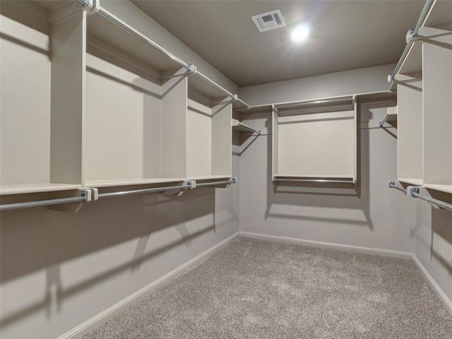 8681 Oak Tree Circle, Edmond, OK 73025