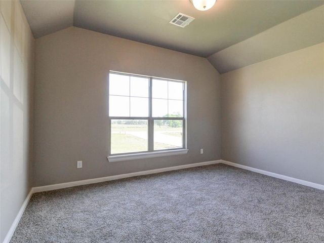 8681 Oak Tree Circle, Edmond, OK 73025