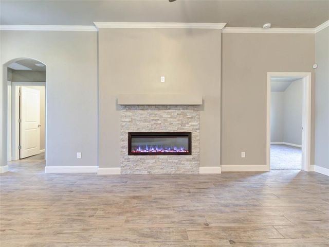 8681 Oak Tree Circle, Edmond, OK 73025