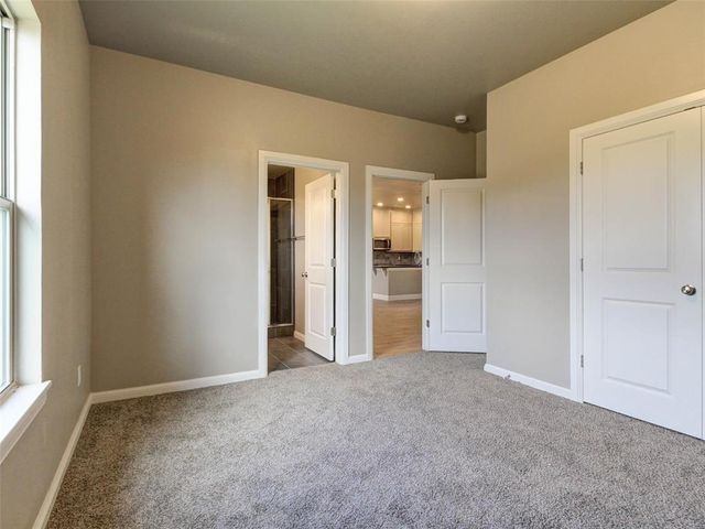 8681 Oak Tree Circle, Edmond, OK 73025