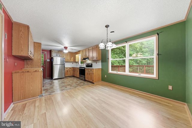 1335 BROWN RD, Knoxville, MD 21758