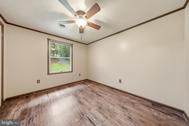 1335 BROWN RD, Knoxville, MD 21758