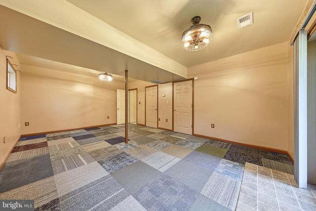1335 BROWN RD, Knoxville, MD 21758