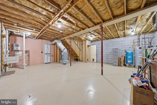 1335 BROWN RD, Knoxville, MD 21758