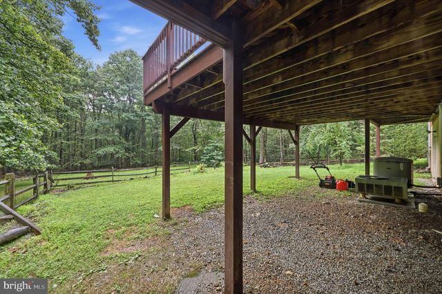 1335 BROWN RD, Knoxville, MD 21758