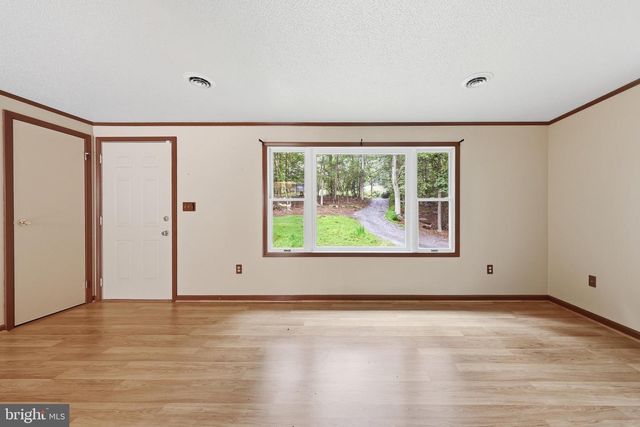 1335 BROWN RD, Knoxville, MD 21758