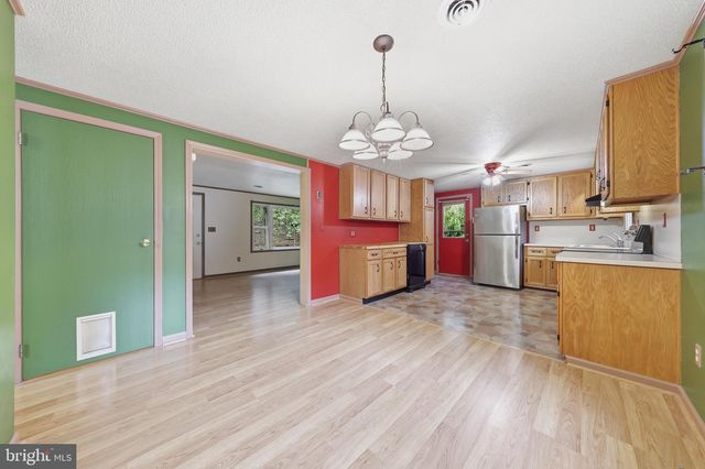 1335 BROWN RD, Knoxville, MD 21758