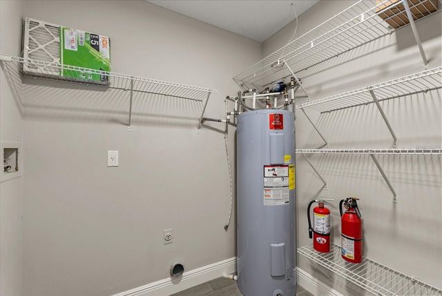 2592 GRASSY POINT DRIVE 104, Lake Mary, FL 32746