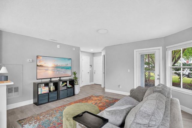 2592 GRASSY POINT DRIVE 104, Lake Mary, FL 32746