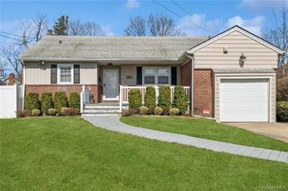 2841 Besade Court, Oceanside, NY 11572