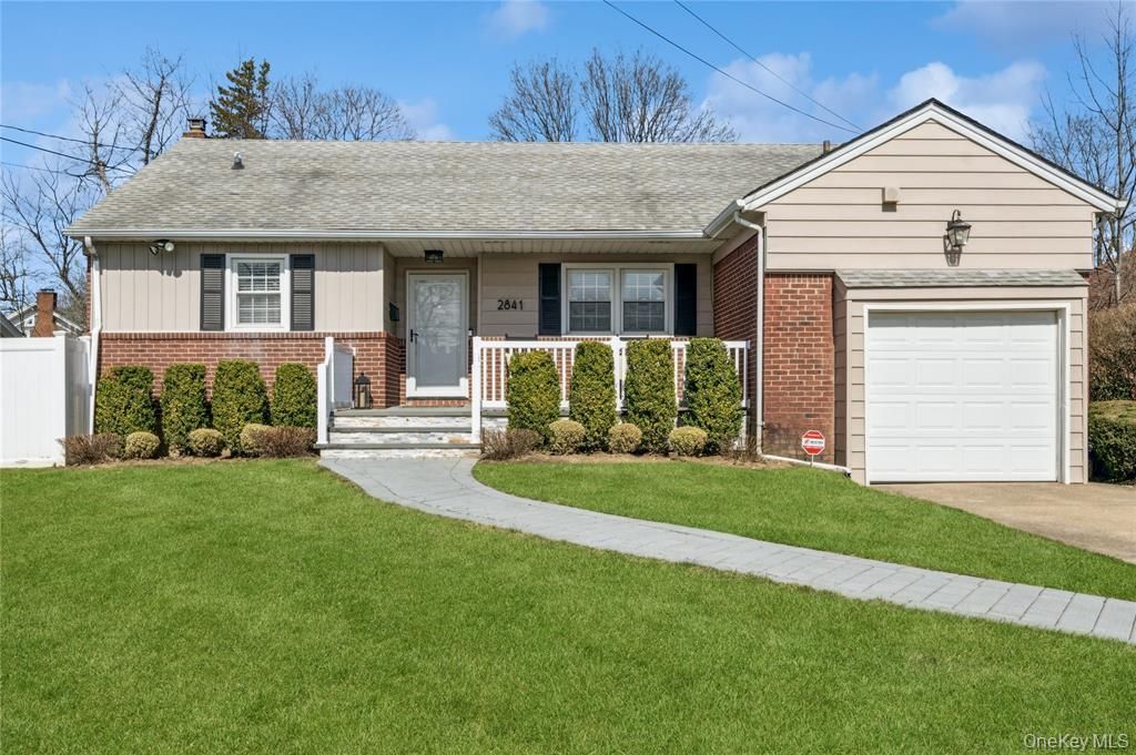 2841 Besade Court, Oceanside, NY 11572 — exterior