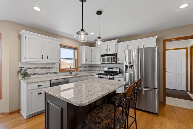 2049 68th Street NW, Rochester, MN 55901