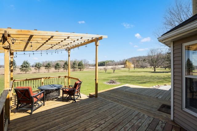 2049 68th Street NW, Rochester, MN 55901