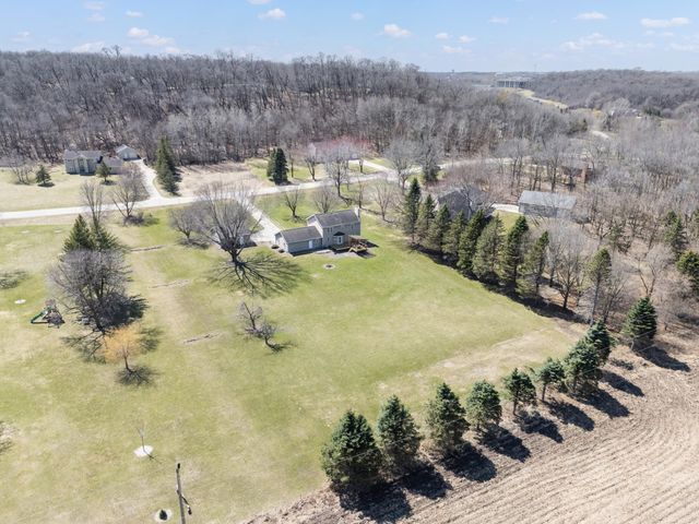 2049 68th Street NW, Rochester, MN 55901