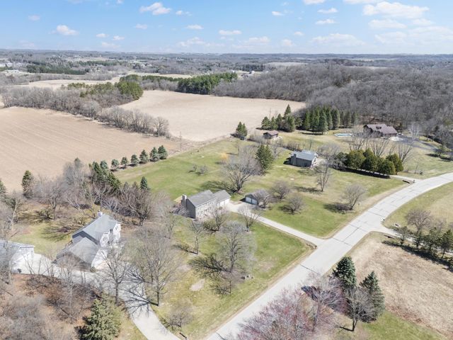 2049 68th Street NW, Rochester, MN 55901