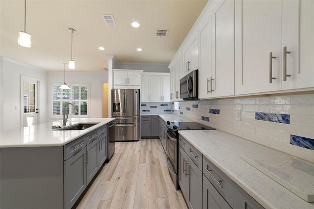 1413 CRAFTSMAN AVENUE E, Celebration, FL 34747