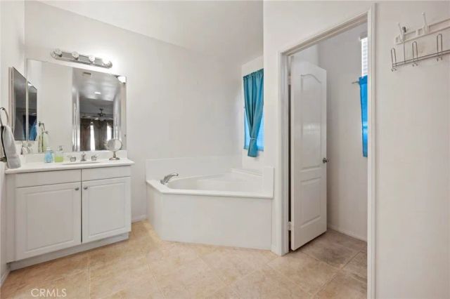 3720 Jasper Trail, Palm Springs, CA 92262