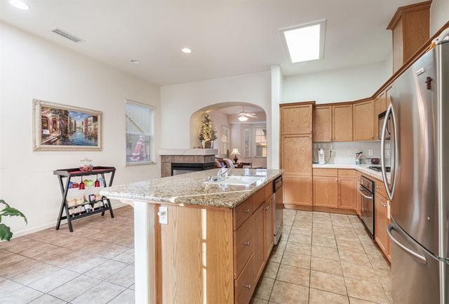 3664 Vermont Lane, Clovis, CA 93619