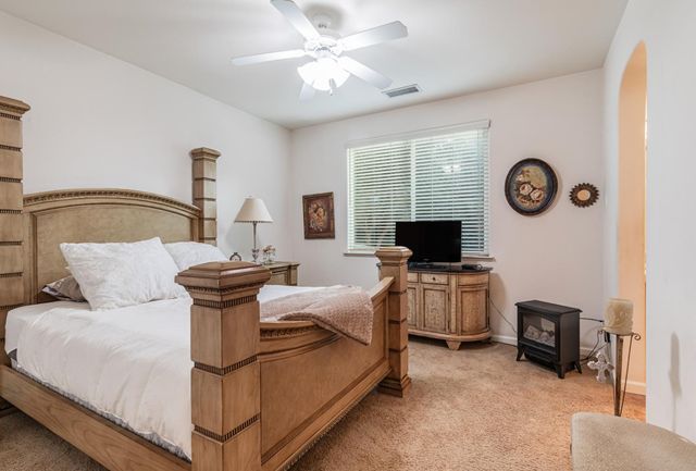 3664 Vermont Lane, Clovis, CA 93619