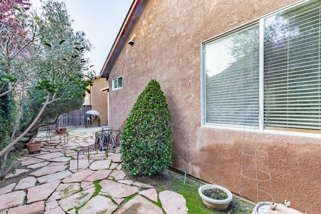 3664 Vermont Lane, Clovis, CA 93619