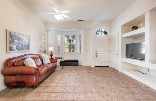 3664 Vermont Lane, Clovis, CA 93619