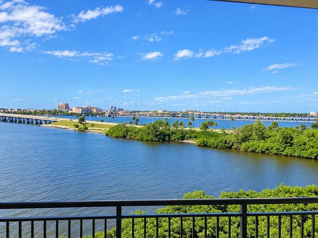 615 RIVIERA DUNES WAY 406, Palmetto, FL 34221